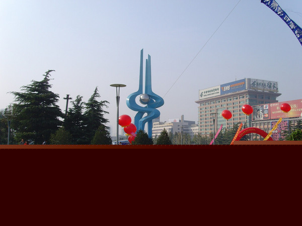 150157687270184.jpg 泉城广场泉标.jpg